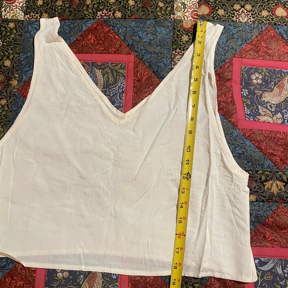 FARM Rio Cream Lace Blouse - Picture 15 of 16